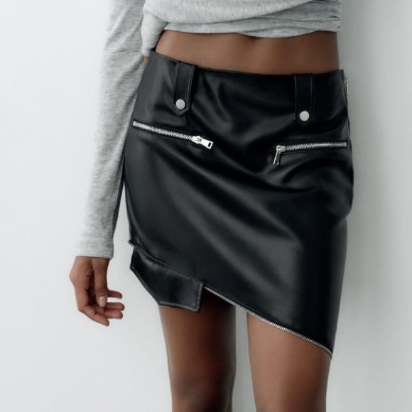 NEW! Zara 2 in 1 Faux Leather Skirt - Picture 3 of 8